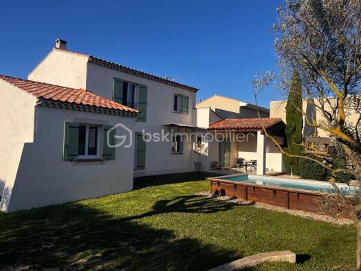 Maison à vendre 456 000 € 5 pièces 4 chambres 143 m² 703 m² de terrain Mallemort 13370