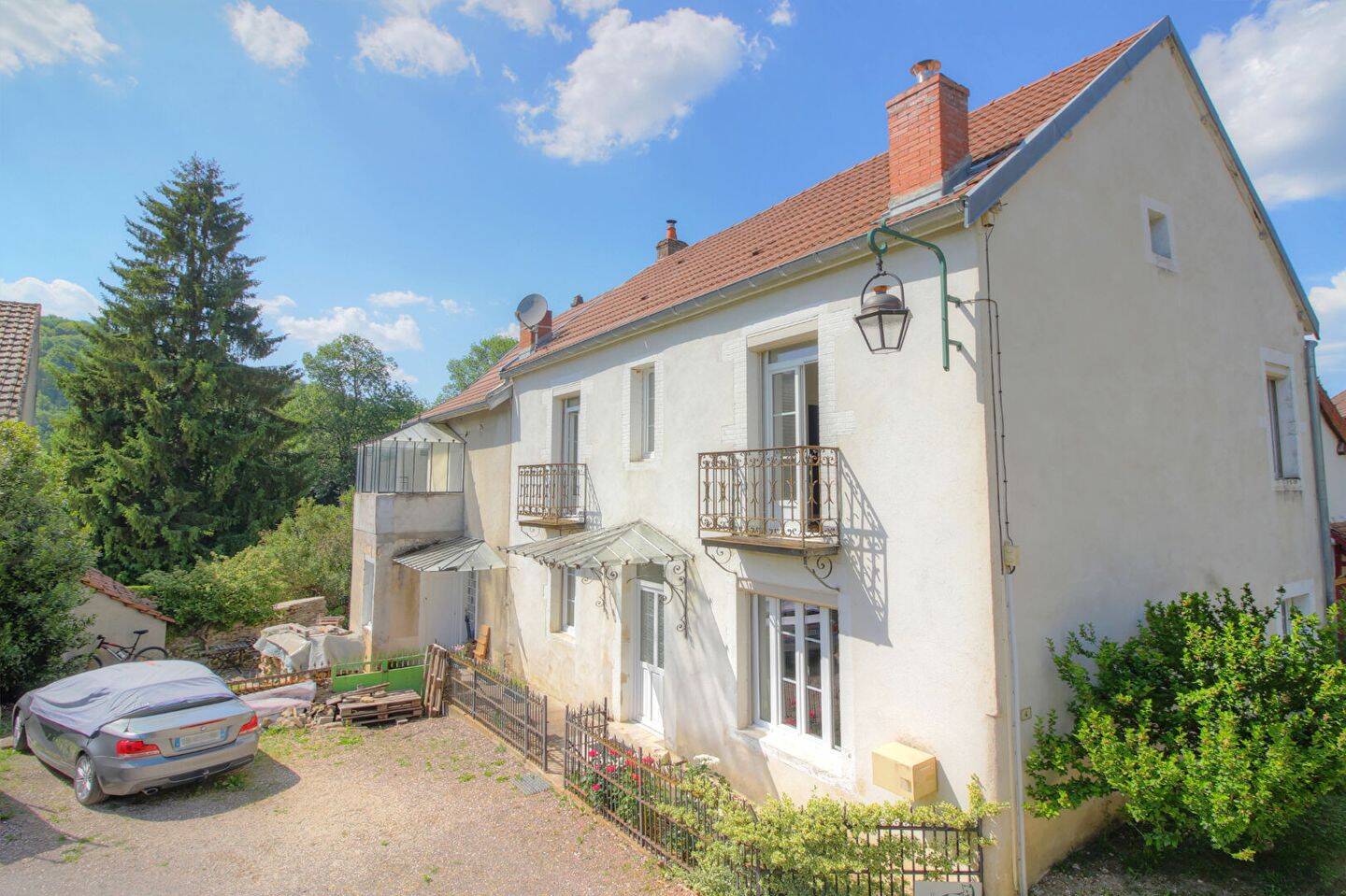 Maison 7 pièces 160 m² · à La Bussière-sur-Ouche · 160 m² · 335 000 €
