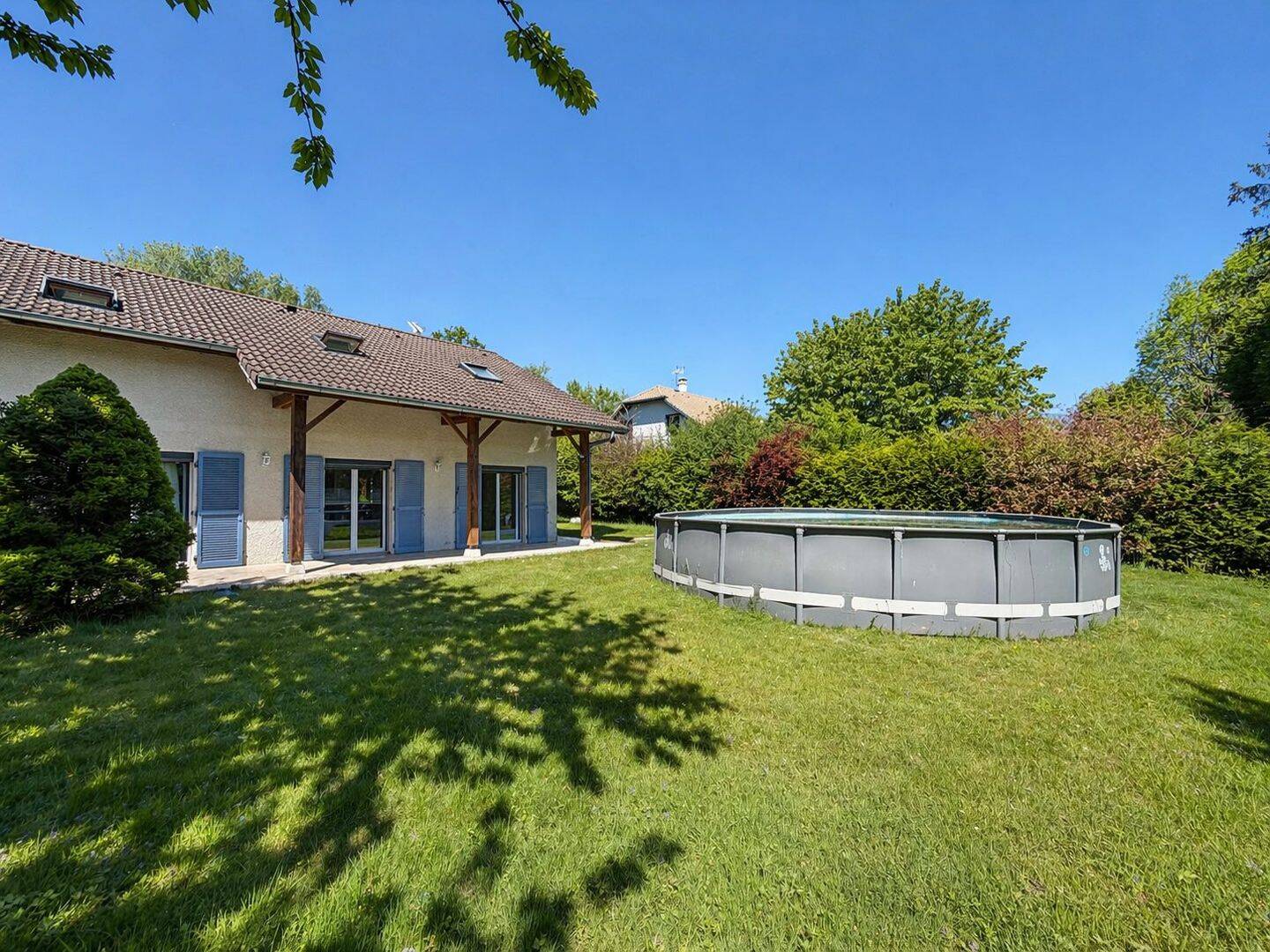 Maison 7 pièces 167 m² · à Échenevex · 167 m² · 750 000 €