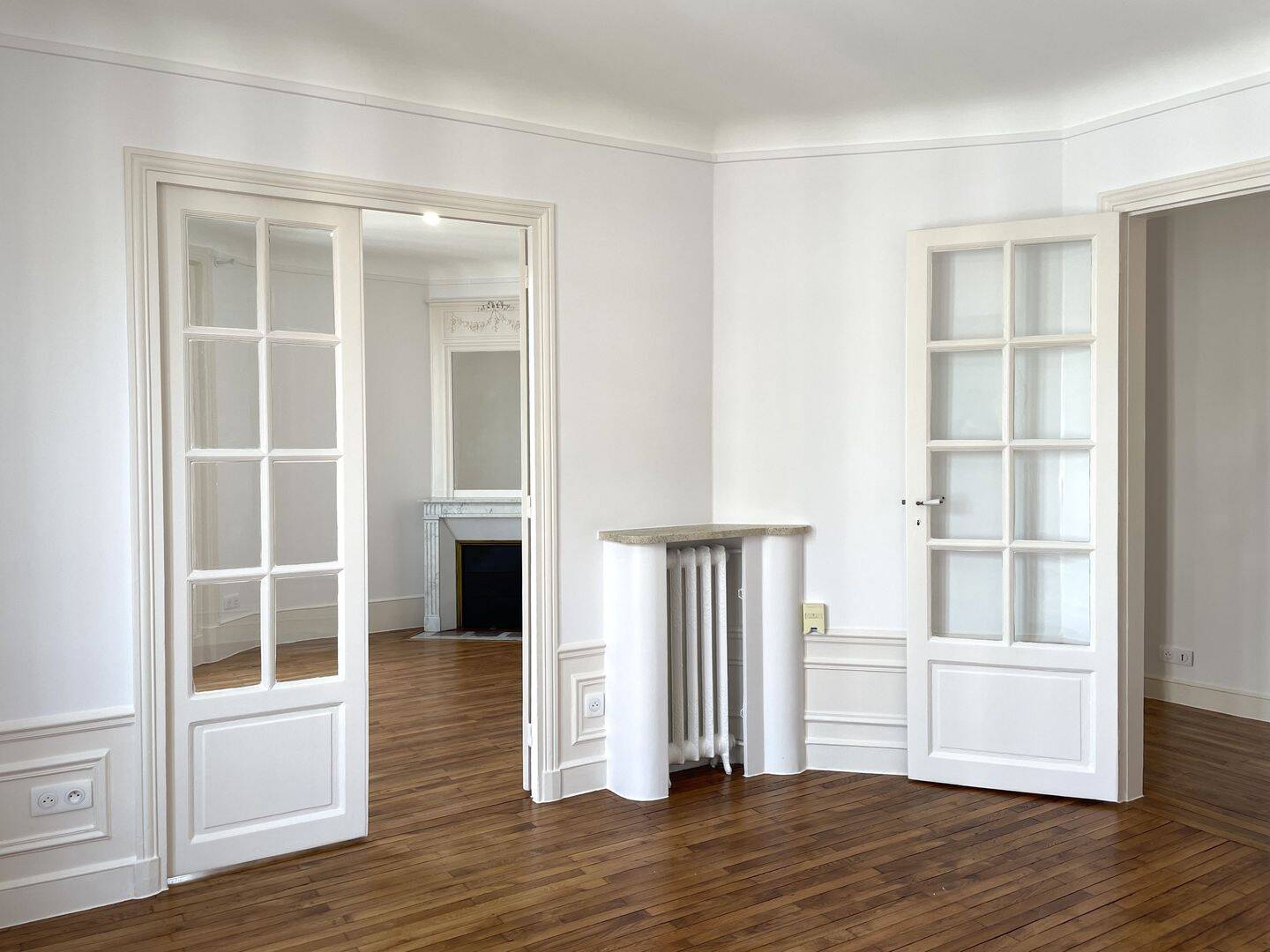 Appartement 4 pièces 80 m² · à Paris 15ème Arrondissement · 79,9 m² · 2 593 €/mois