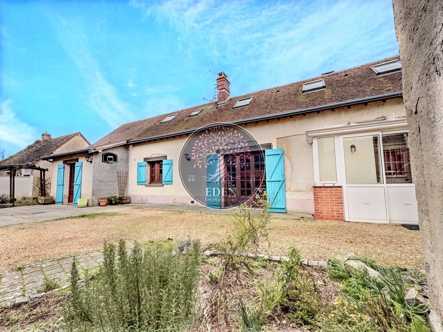 Maison 6 pièces 145 m² · à Cherisy · 145 m² · 222 000 €
