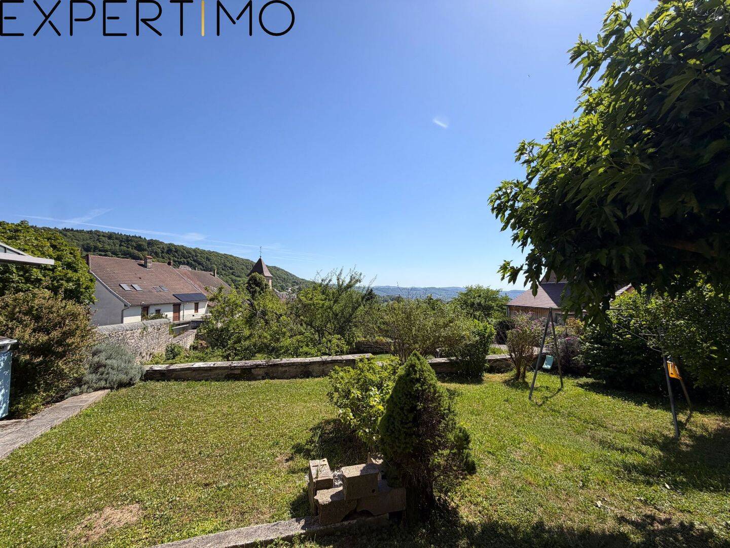 Maison 7 pièces 197 m² · à Pannessières · 197 m² · 295 000 €