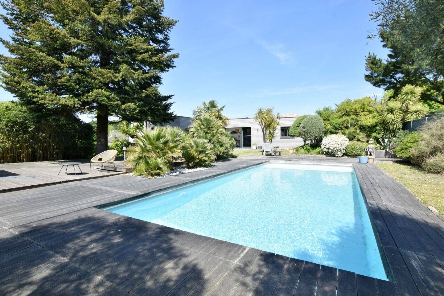 Maison 9 pièces 210 m² · à La Baule-Escoublac · 210 m² · 1 099 900 €