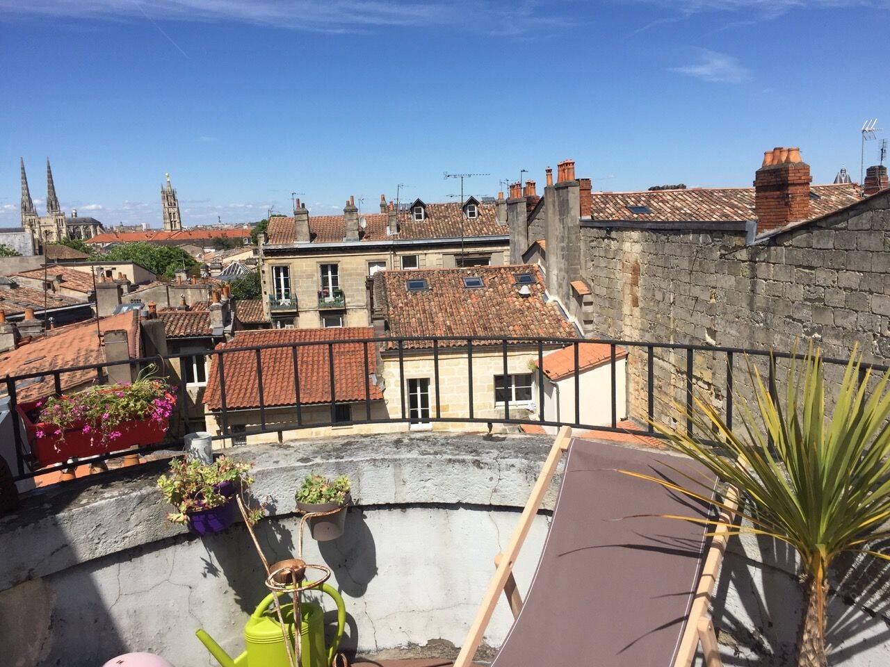 Appartement 2 pièces 71 m² · à Bordeaux · 70,5 m² · 943 €