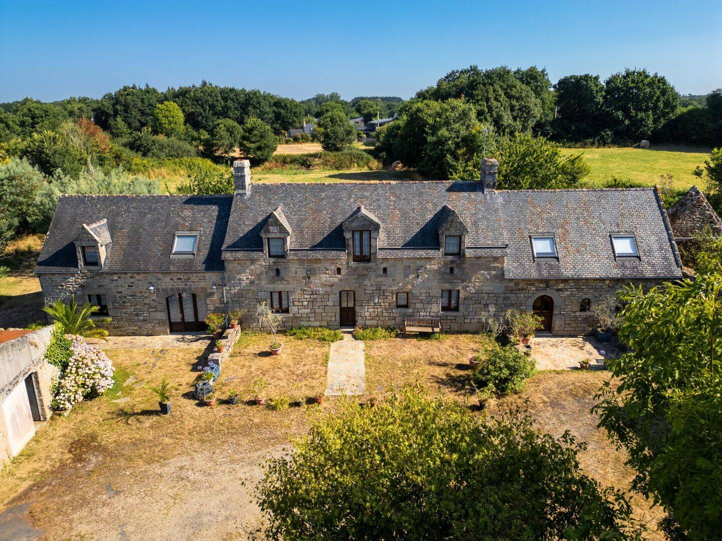Maison 11 pièces 211 m² · à Pont-l'Abbé · 211 m² · 577 700 €