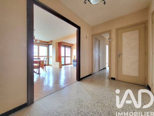 Appartement à vendre 80 000 € 4 pièces 2 chambres 85 m² Étage 12/12 L'Hippodrome-Le Bois-Monzil-Zone Industrielle Villars 42390