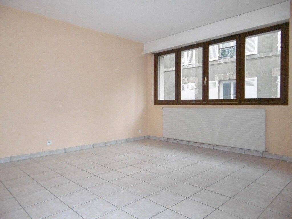 Appartement 2 pièces 43 m² · à Orléans · 43 m² · 604 €