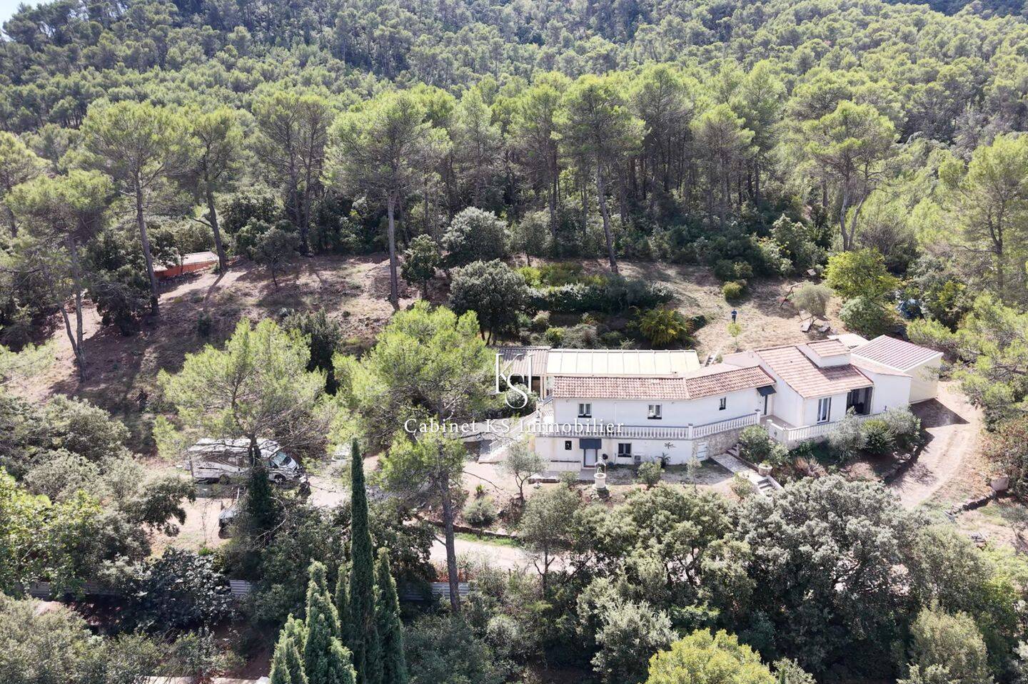 Maison 5 pièces 184 m² · à Tourves · 184 m² · 599 000 €