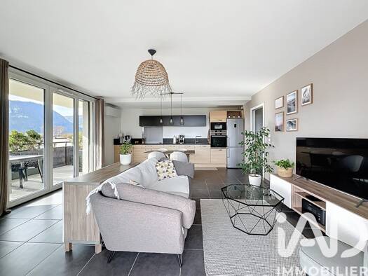 Appartement à vendre 310 000 € 4 pièces 3 chambres 81 m² Étage 2/4 Fontanil-Cornillon 38120