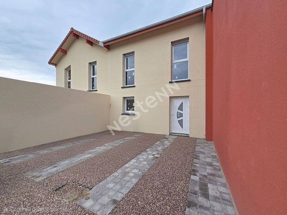 Maison 5 pièces 95 m² · à Luzarches · 95 m² · 254 000 €