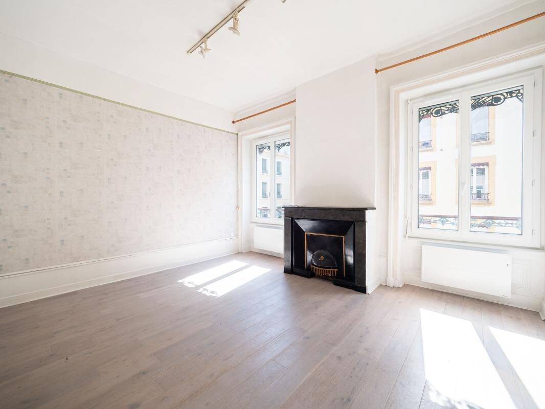 Appartement 2 pièces 64 m² · à Lyon 7ème Arrondissement · 64 m² · 239 000 €