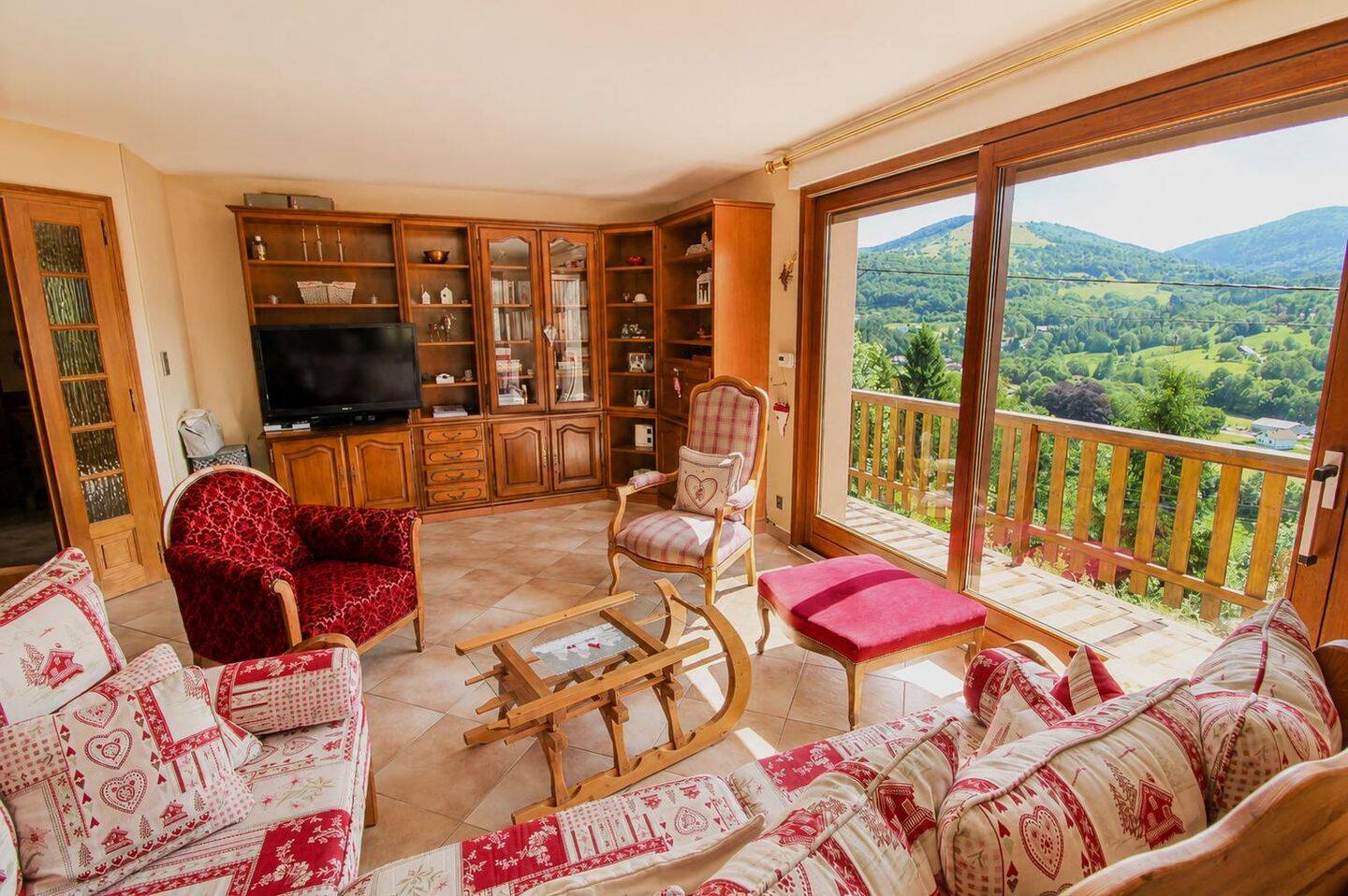 Maison 6 pièces 161 m² · à Le Ménil · 161 m² · 317 000 €