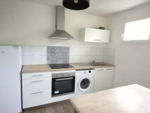 Appartement à vendre 82 900 € 2 pièces 1 chambre 44 m² Étage 2/3 Ouest Carhaix-Plouguer 29270