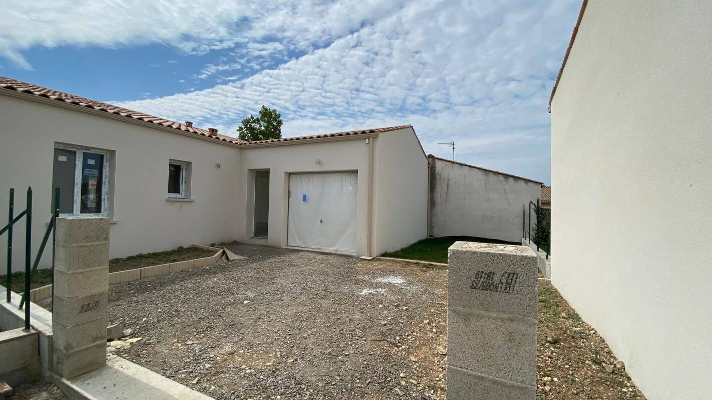 Maison 4 pièces 90 m² · à Aigrefeuille-d'Aunis · 89,7 m² · 1 150 €