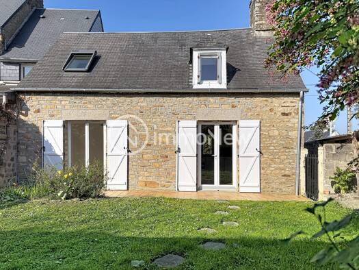 Maison à vendre 178 900 € 4 pièces 3 chambres 49 m² 228 m² de terrain Avranches 50300