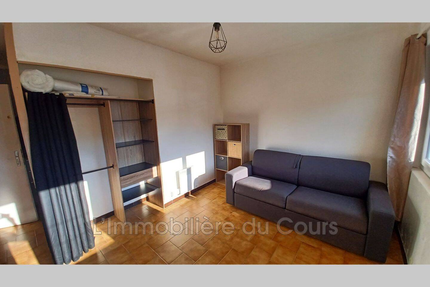 Appartement 1 pièce 21 m² · à Istres · 20,9 m² · 554 €