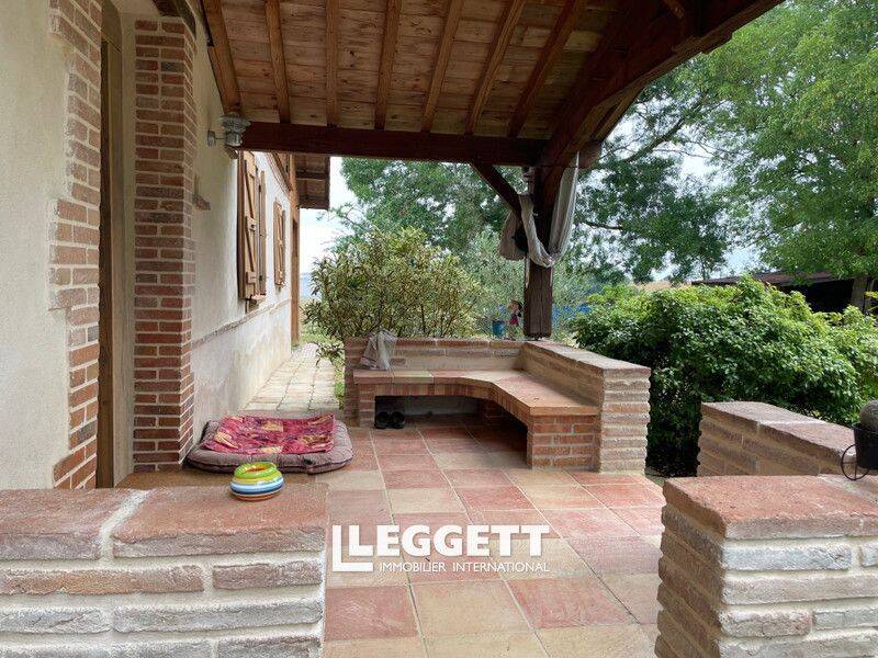 Maison 7 pièces 242 m² · à Le Fousseret · 242 m² · 471 000 €