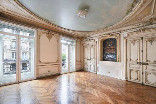 Appartement 4 pièces 123 m² · à Paris 10ème Arrondissement · 123 m² · 3 224 €