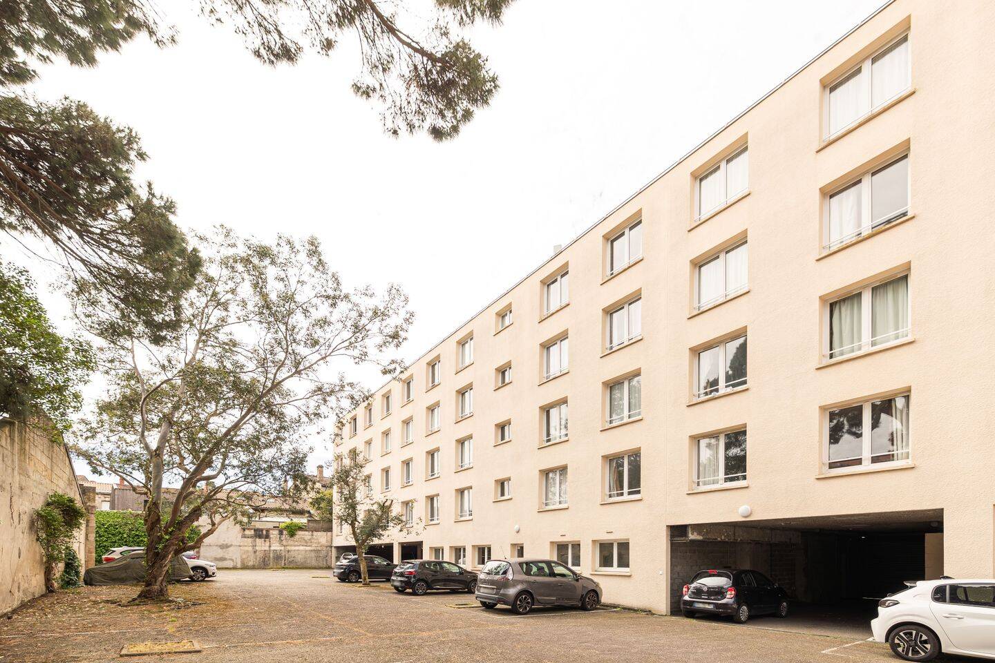 Studio with Balcony - Bordeaux — 8