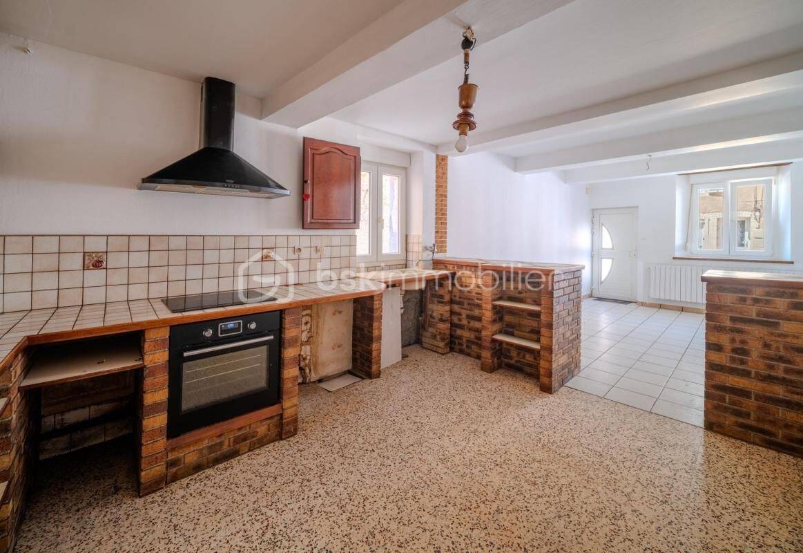 Maison 5 pièces 123 m² · à Foug · 122,6 m² · 99 000 €