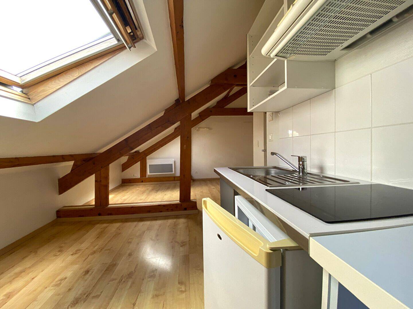 Nantes Chalâtres, Rond-Point de Paris - Appartement 1 pièce 15. — 7