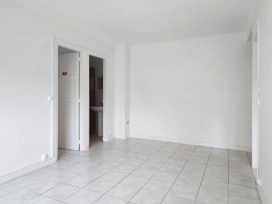 Appartement 2 pièces 44 m² · à Châteauroux · 44 m² · 400 €
