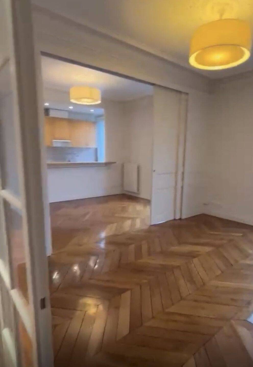 Appartement 3 pièces 59 m² · à Paris 3ème Arrondissement · 58,5 m² · 2 391 €