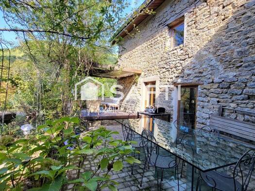 Maison à vendre 365 000 € 5 pièces 4 chambres 144 m² 357 m² de terrain Vaux-en-Bugey 01150