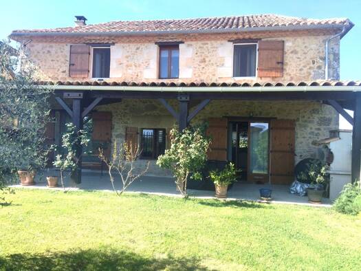 Maison à vendre 273 500 € 5 pièces 3 chambres 170 m² 300 m² de terrain Villamblard 24140