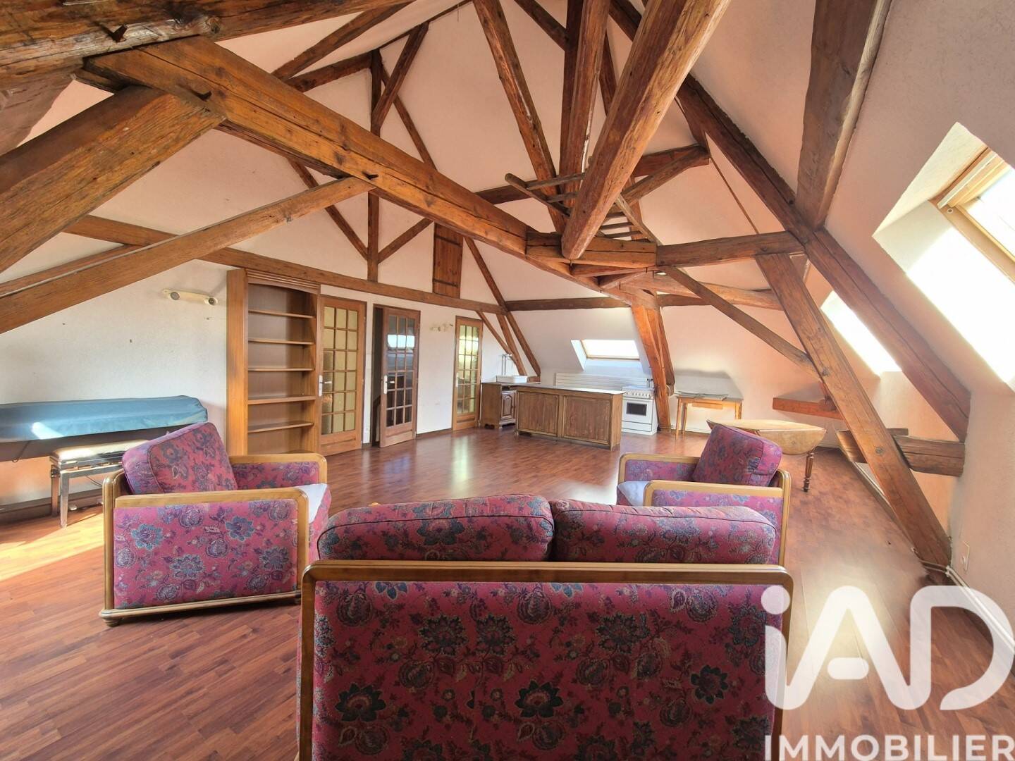 Maison 12 pièces 289 m² · à Cheny · 289 m² · 215 000 €