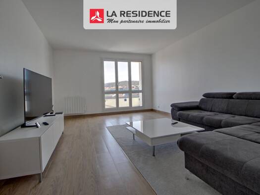 Appartement à vendre 209 000 € 3 pièces 2 chambres 66 m² Étage 3/3 Aqueduc Sud Plaisir 78370