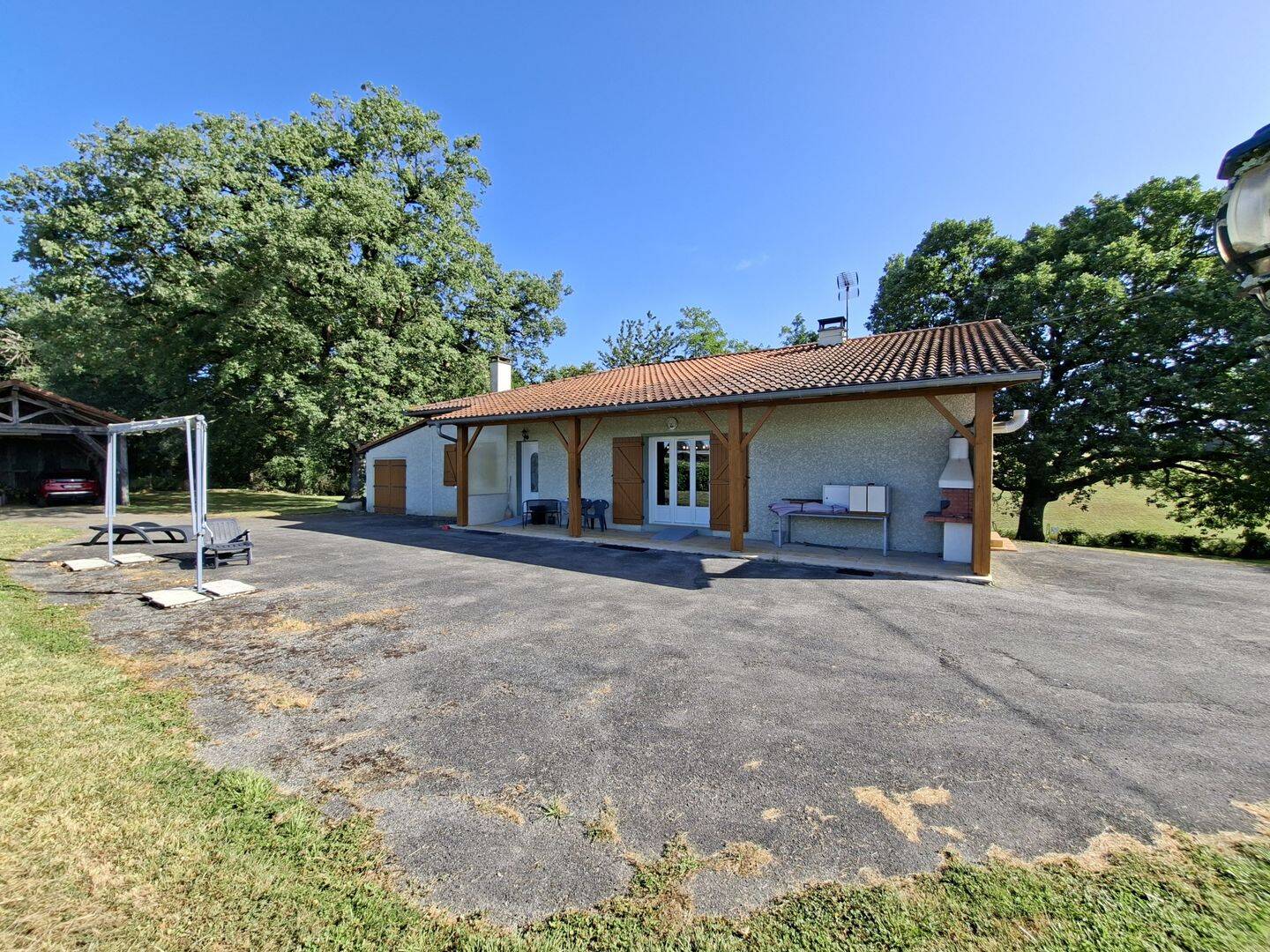 Maison 5 pièces 145 m² · à Mirande · 145 m² · 250 000 €
