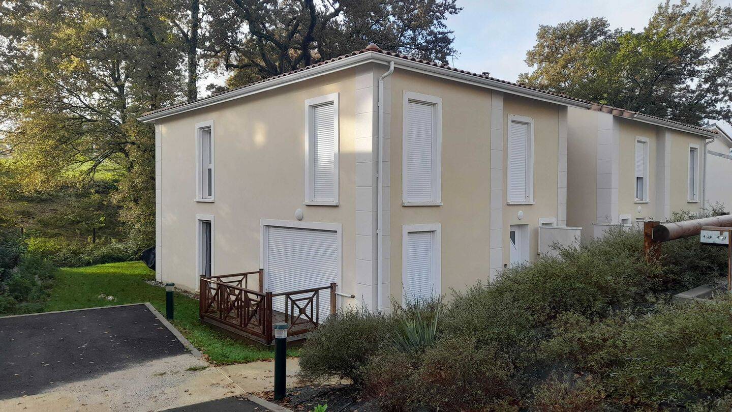 Maison 4 pièces 84 m² · à Carignan-de-Bordeaux · 83,8 m² · 942 €