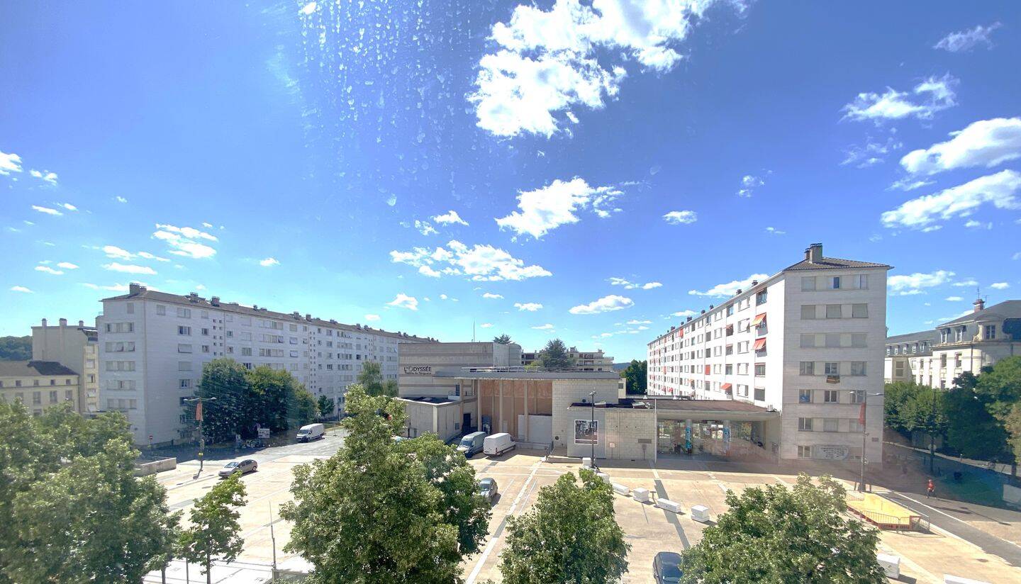 Appartement 4 pièces 91 m² · à Périgueux · 91 m² · 160 000 €