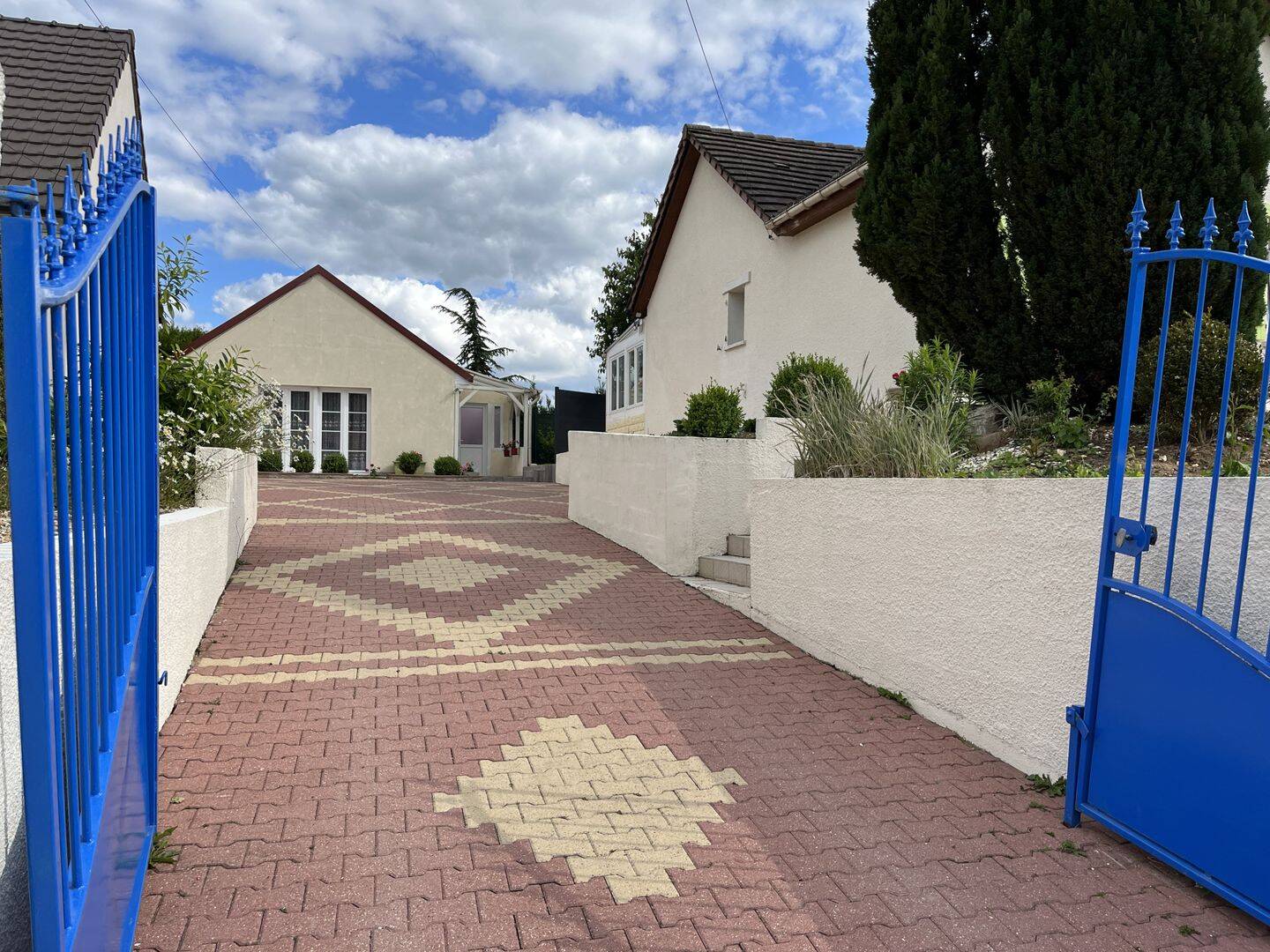 Maison 2 pièces 37 m² · à Auneuil · 37 m² · 750 €