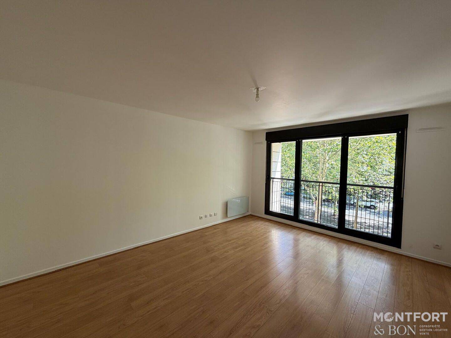 Appartement 2 pièces 52 m² · à Paris 19ème Arrondissement · 51,7 m² · 1 379 €