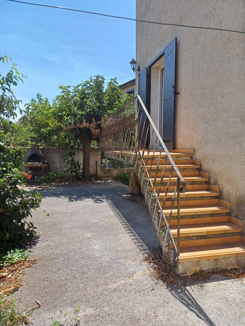 Maison 6 pièces 141 m² · à Frontignan · 141,1 m² · 1 587 €