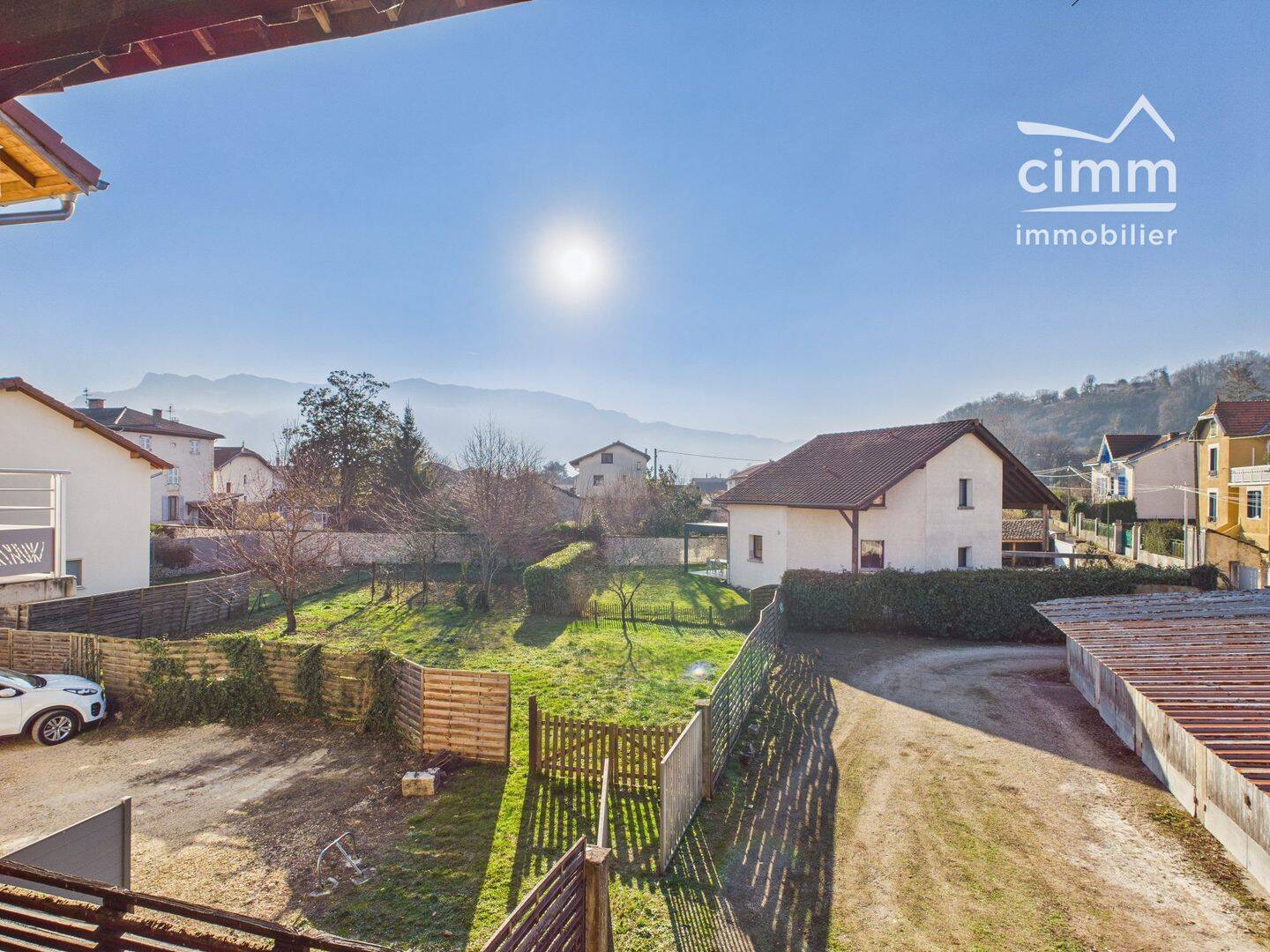 Maison 3 pièces 300 m² · à Tullins · 300 m² · 99 000 €