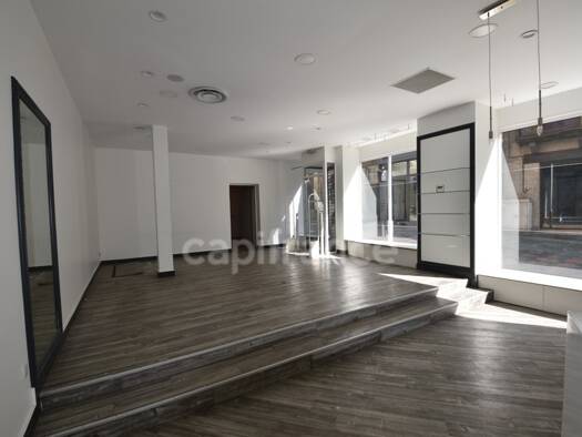 Immeuble à vendre 355 900 € 340 m² Centre Historique Moulins 03000