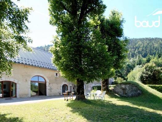 Maison à vendre 795 000 € 7 pièces 5 chambres 230 m² 1 126 m² de terrain Lans-en-Vercors 38250
