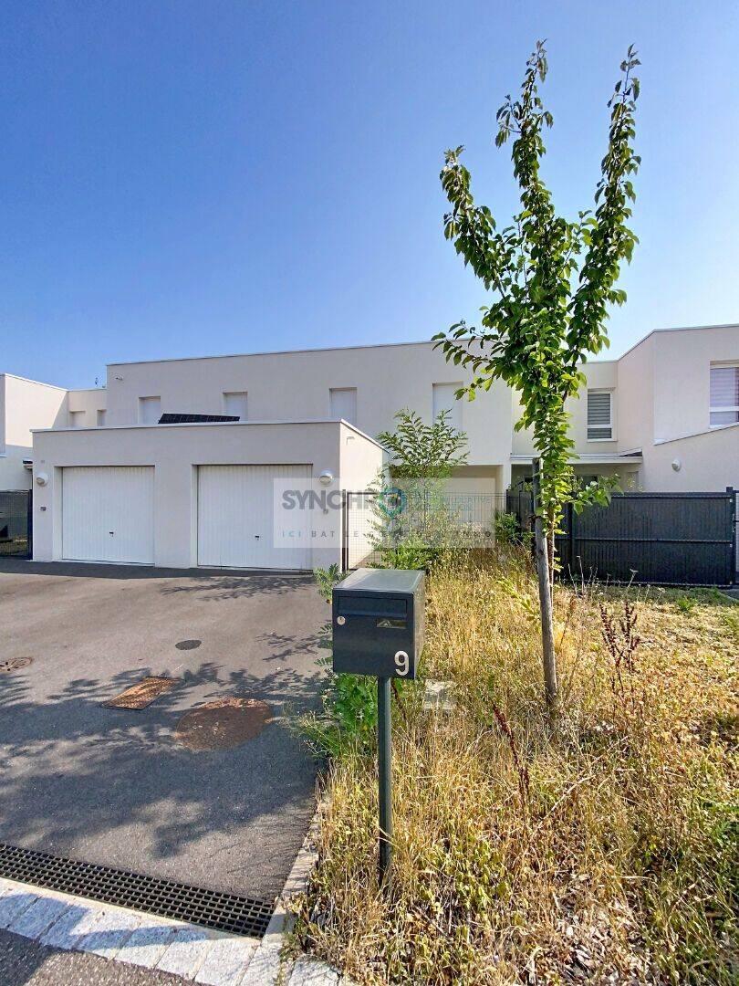 Maison 5 pièces 97 m² · à Brumath · 97 m² · 299 700 €