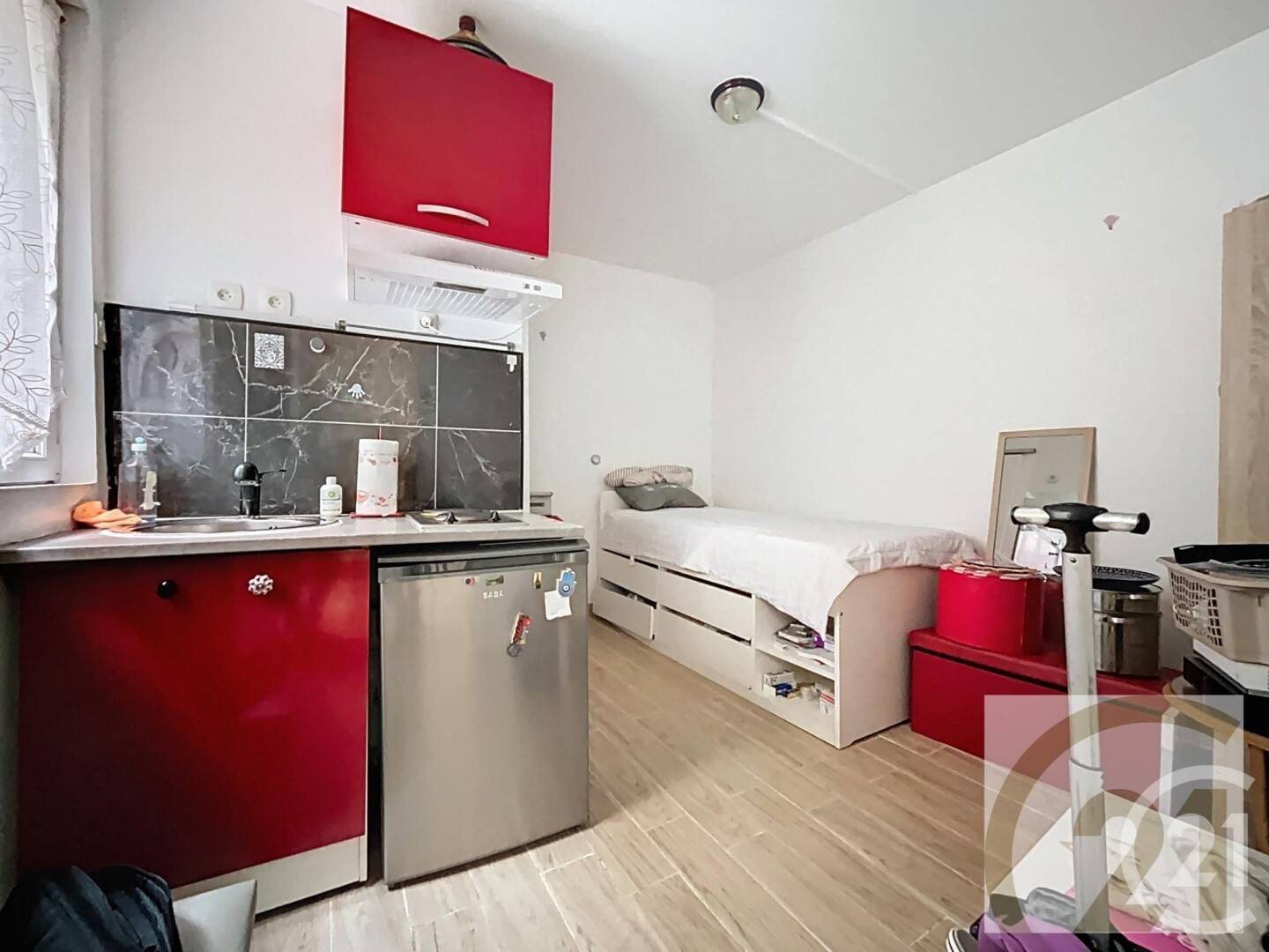 Appartement 1 pièce 12 m² · à Paris 18ème Arrondissement · 11,5 m² · 107 750 €