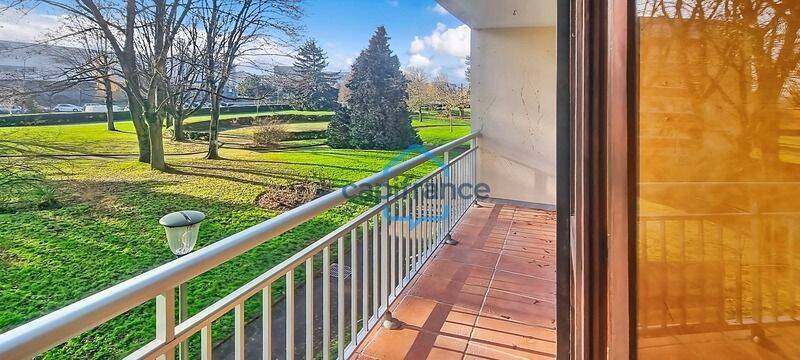 Appartement 4 pièces 75 m² · à Vélizy-Villacoublay · 75 m² · 285 000 €