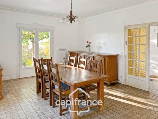Maison à vendre 196 000 € 4 pièces 3 chambres 105 m² 4 963 m² de terrain Lafox 47240