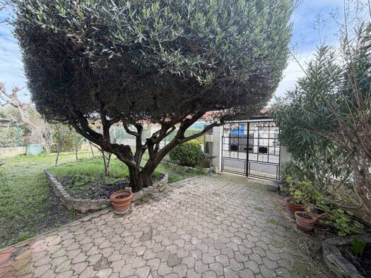 Maison à vendre 235 000 € 3 pièces 2 chambres 80 m² Exterieur Bédarrides 84370