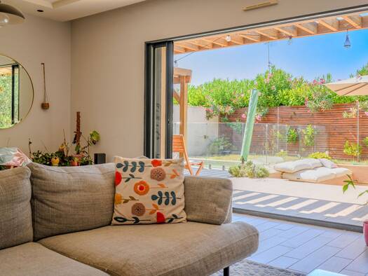 Maison à vendre 699 000 € 5 pièces 3 chambres 112 m² 365 m² de terrain Saint Mitre les Granettes Pey Blanc Aix-en-Provence 13090