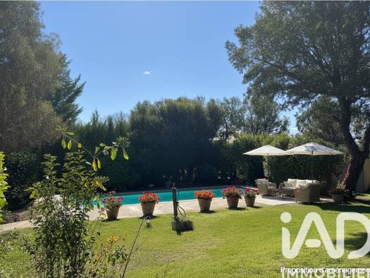 Maison de plain-pied à vendre 488 000 € 5 pièces 3 chambres 145 m² 6 390 m² de terrain Venasque 84210