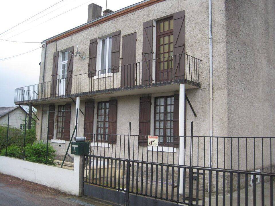 Appartement 4 pièces 90 m² · à Montceau-les-Mines · 90 m² · 670 €/mois
