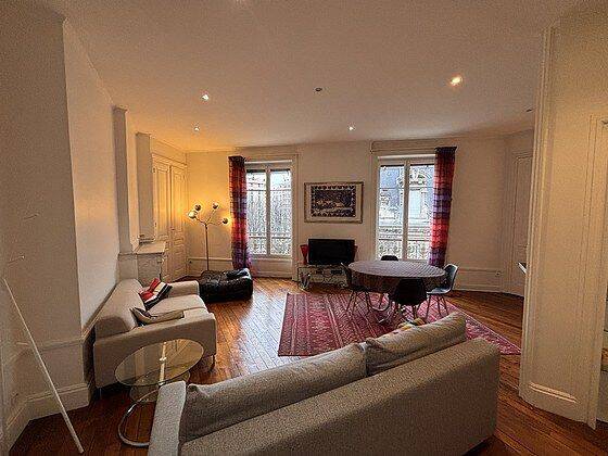 Appartement 2 pièces 54 m² · à Lyon 7ème Arrondissement · 54 m² · 1 190 €