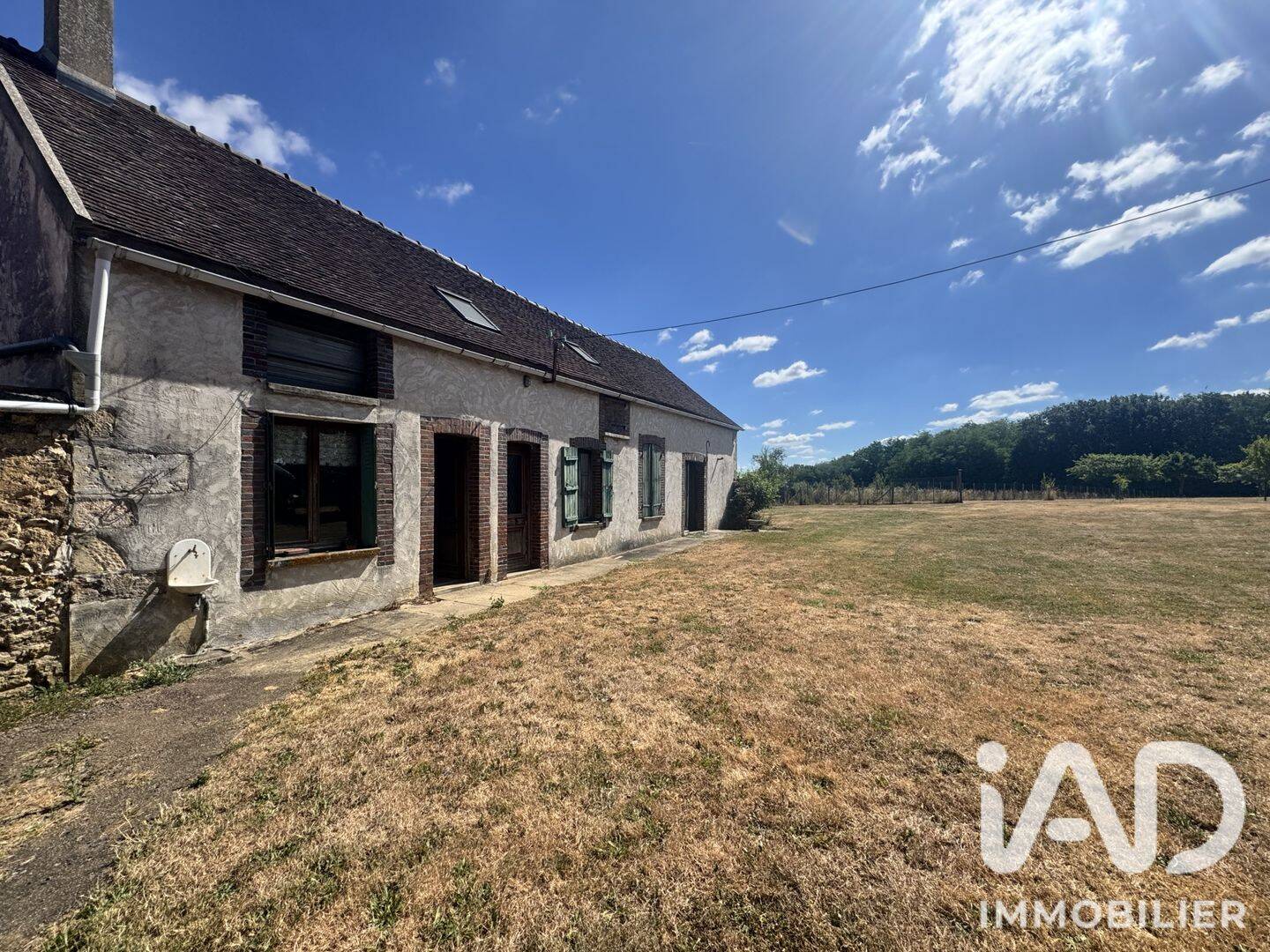 Maison 3 pièces 75 m² · à Les Bordes · 75 m² · 99 500 €